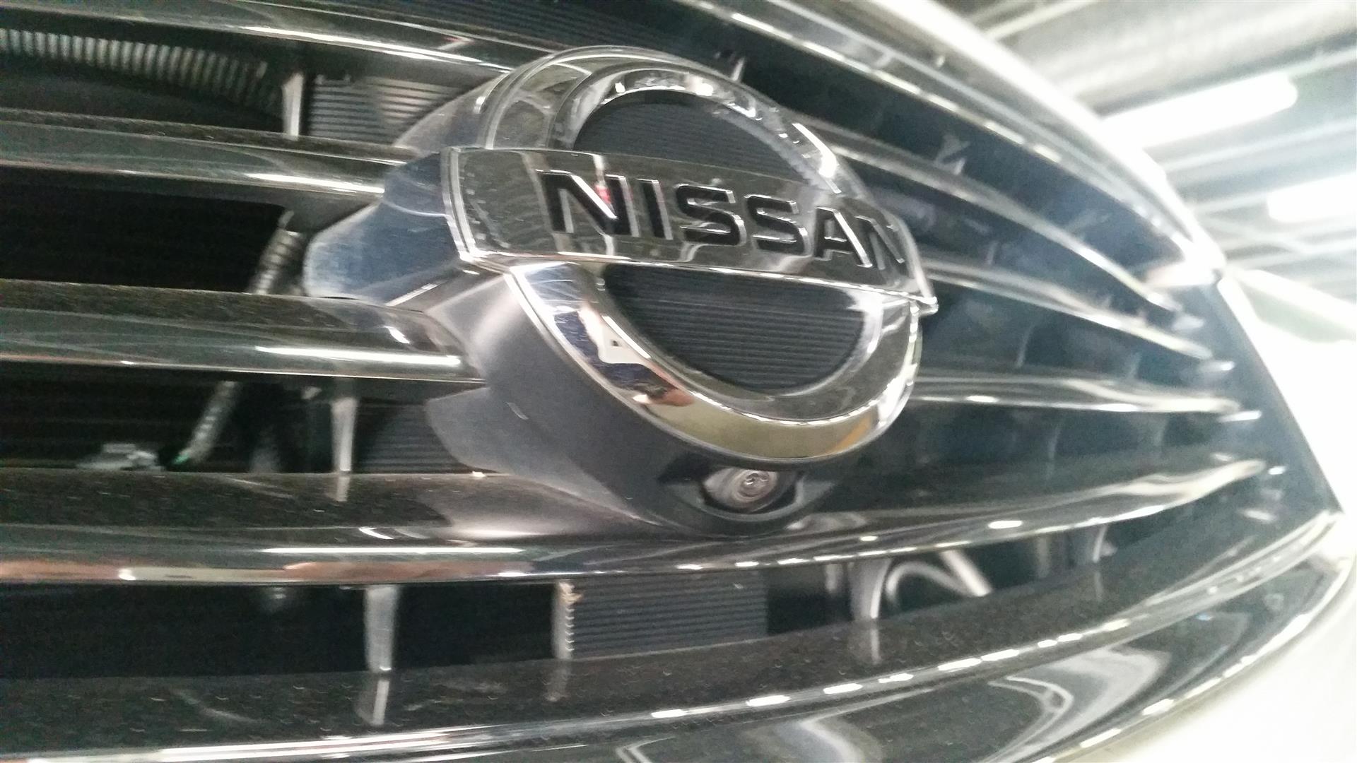 2009 Nissan Skyline Crossover 370GT Premium Nissan emblem