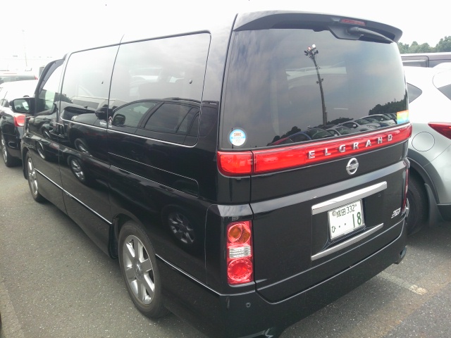 2010 Nissan Elgrand E51 rear