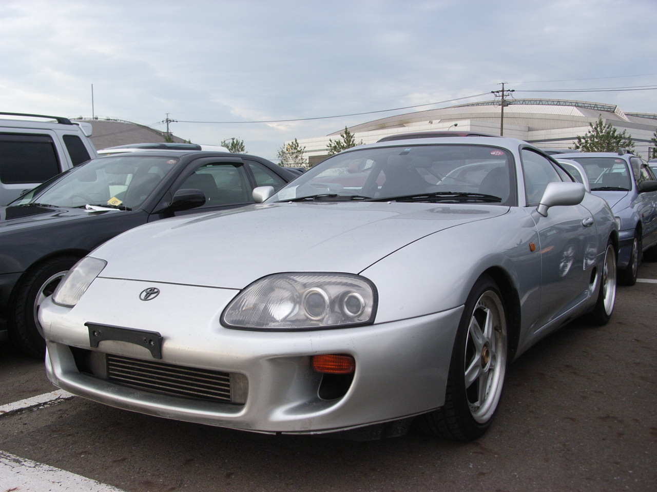 1995 Toyota Supra RZ-S 3L twin turbo front