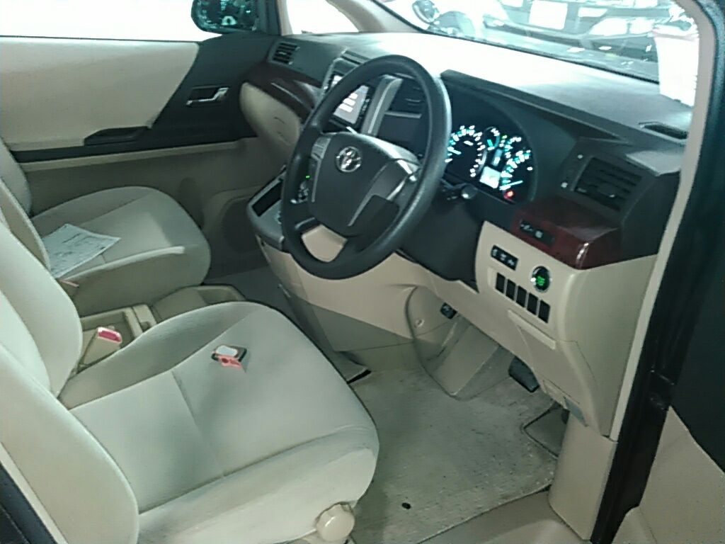 2010 Toyota Vellfire SLOPER WELCAB 29