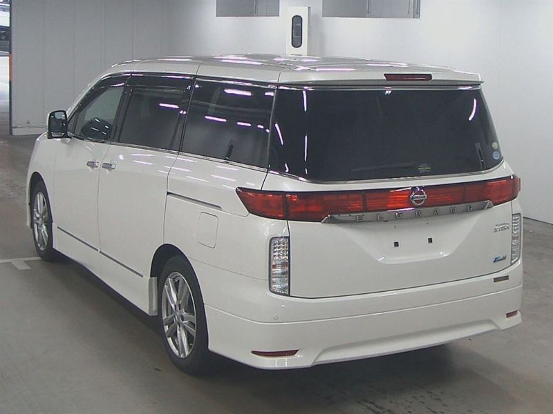 2011 Nissan ELgrand Highway Star Premium 350 4WD auction rear