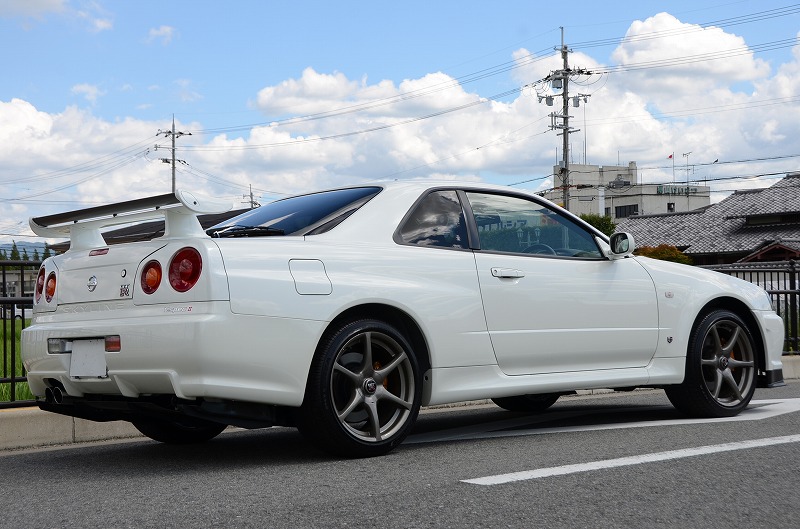 2001 Nissan Skyline R34 GTR right rear