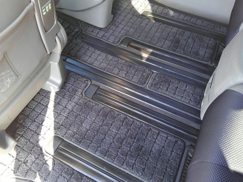 2003 Nissan Elgrand E51 Highway Star 2WD rear floor carpet