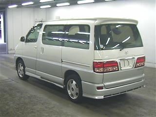 2000 Toyota Regius V L Package auction rear