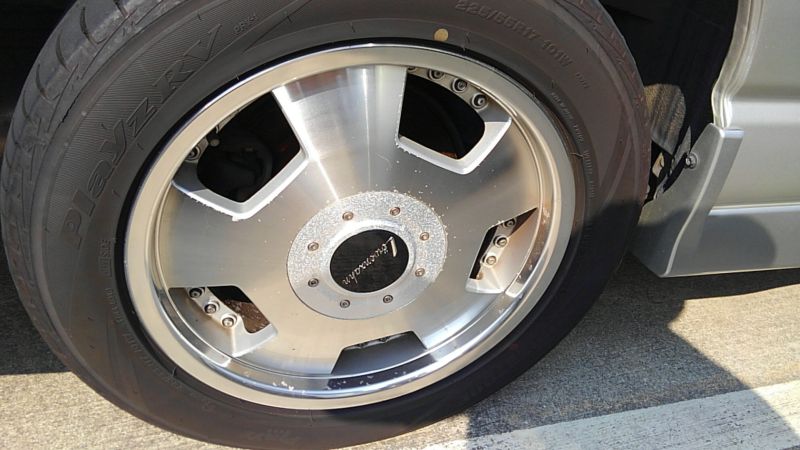 2000 Toyota Regius V L Package wheel