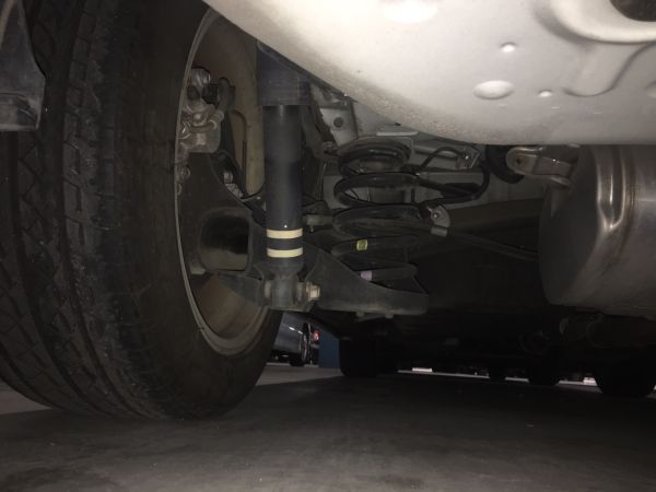 2008 Toyota Estima Aeras underbody 2