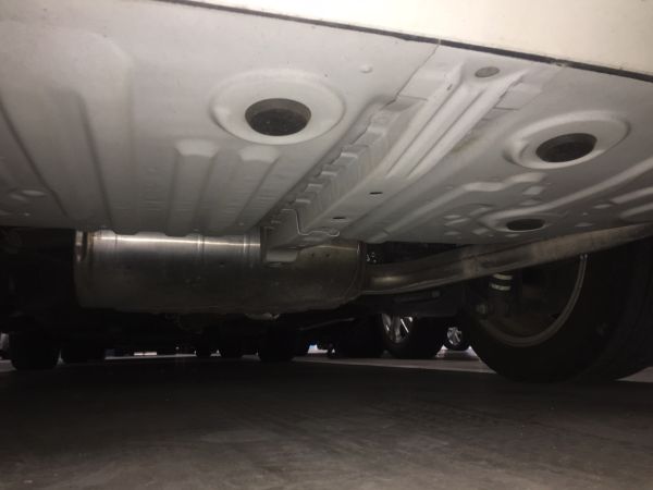 2008 Toyota Estima Aeras underbody 5