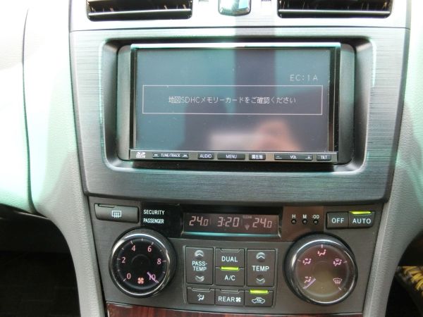 2011 Toyota Mark X Zio 350G Wagon TV