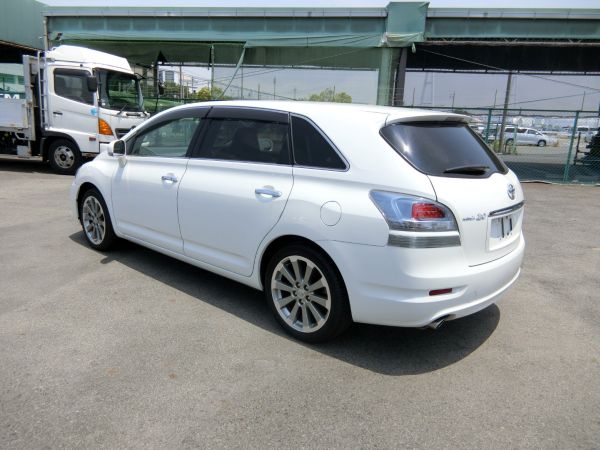 2011 Toyota Mark X Zio 350G Wagon left rear