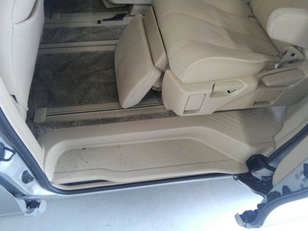 2012 Toyota Estima G 4WD 7 seater seat rear