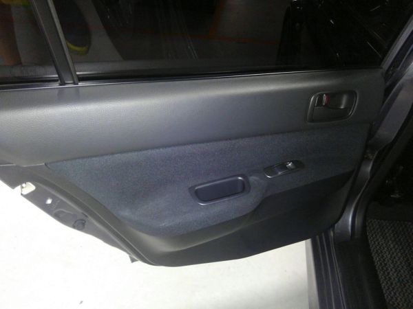 2004 Mitsubishi Lancer EVO 8 MR left door card