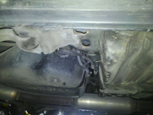 2004 Mitsubishi Lancer EVO 8 MR underbody 4