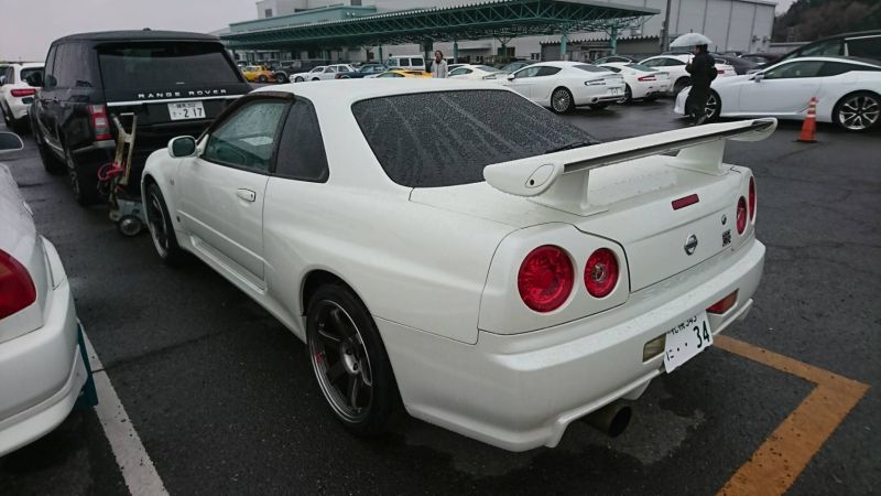 2001 Nissan Skyline R34 GT-R left rear