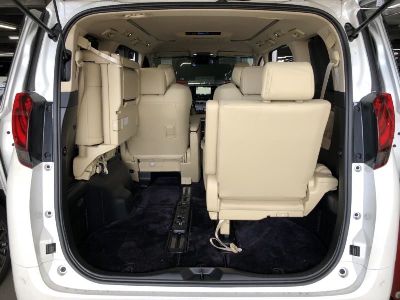 2017 Toyota Alphard Hybrid Executive Lounge rear seats