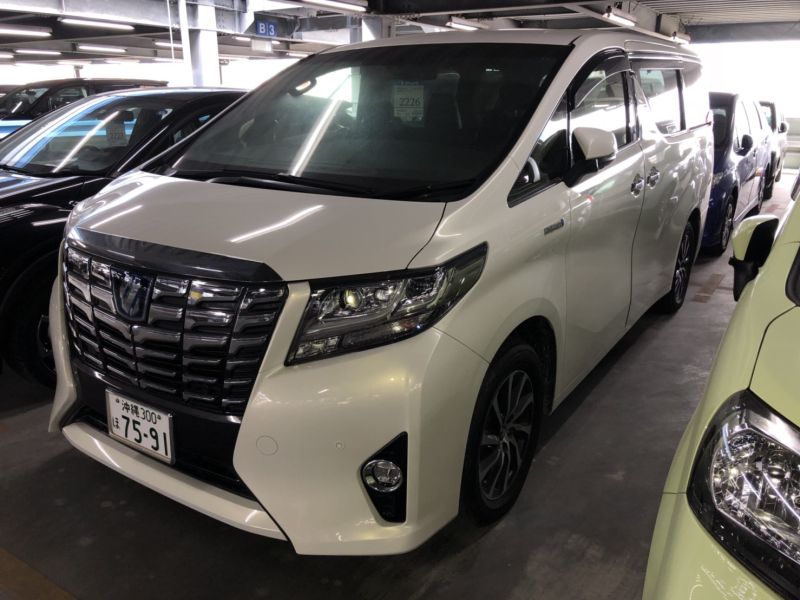 2016 Toyota Alphard Hybrid Executive Lounge left front