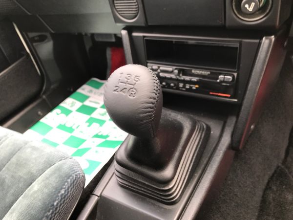 1986 TOYOTA SPRINTER GT APEX shift knob