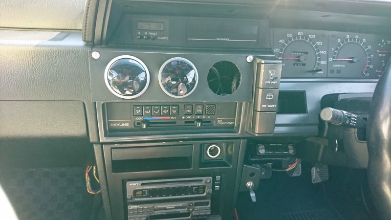 1987 NISSAN SKYLINE GTS-R centre console