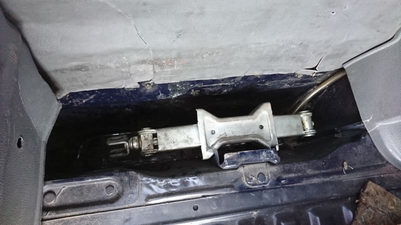 1987 NISSAN SKYLINE GTS-R underbody jack